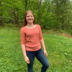 SUPER cute peach colored 3/4-sleeve top!!